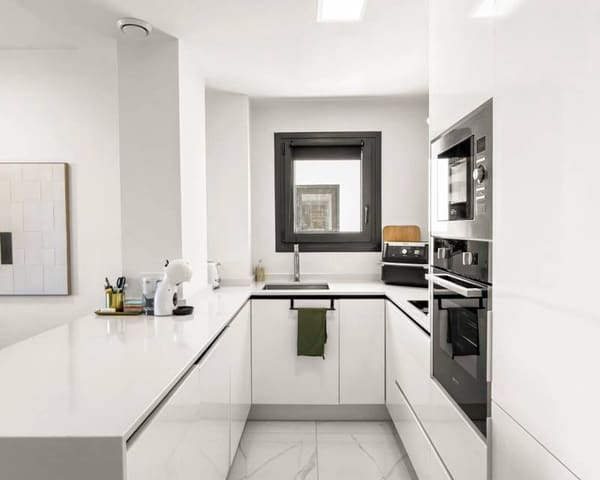 Apartamento de 2 habitaciones en Los Altos en venta con piscina garaje - 259.000 € (Ref: 9940979)