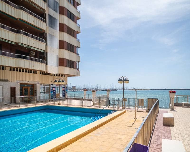 3 soverom Leilighet til salgs i Torrevieja med svømmebasseng - € 419 000 (Ref: 9940982)