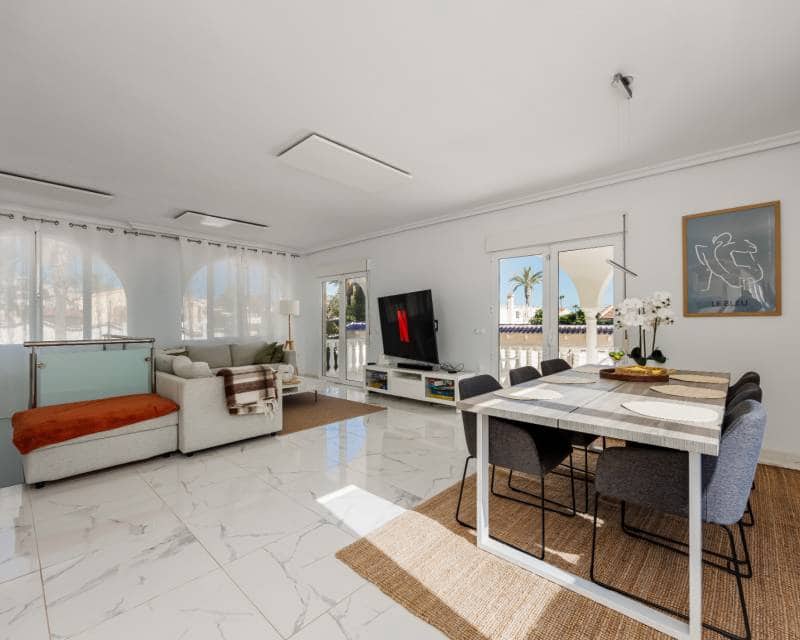 5 sypialnia Willa na sprzedaż w Ciudad Quesada z basenem garażem - 590 000 € (Ref: 9941218)
