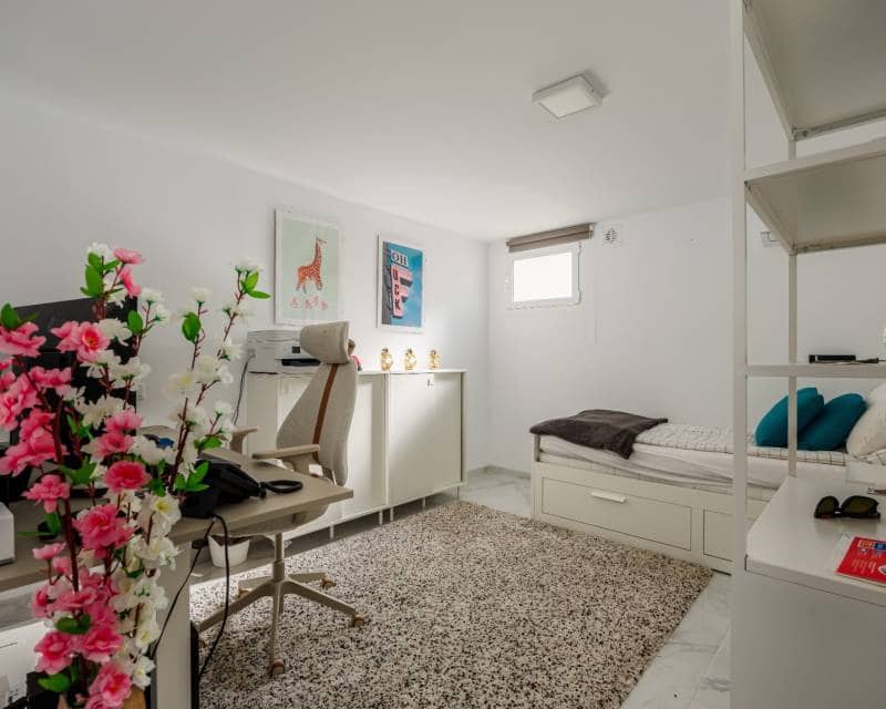 5 sypialnia Willa na sprzedaż w Ciudad Quesada z basenem garażem - 590 000 € (Ref: 9941218)