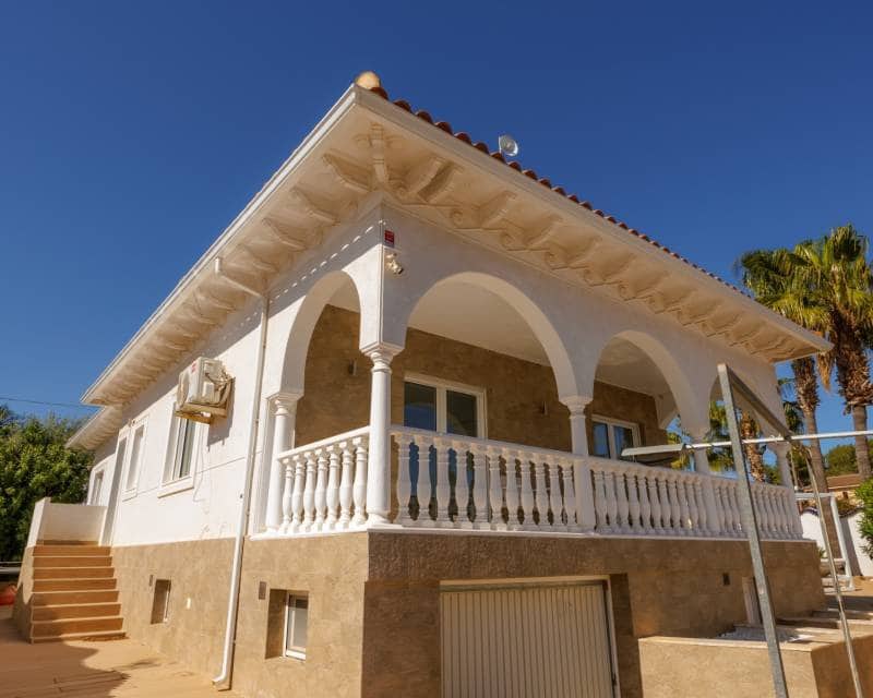 5 sypialnia Willa na sprzedaż w Ciudad Quesada z basenem garażem - 590 000 € (Ref: 9941218)