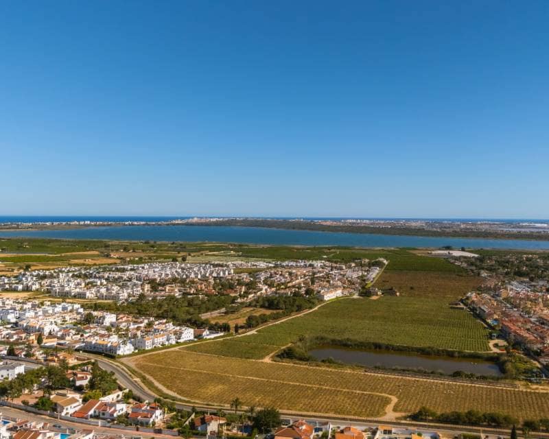 5 sypialnia Willa na sprzedaż w Ciudad Quesada z basenem garażem - 590 000 € (Ref: 9941218)
