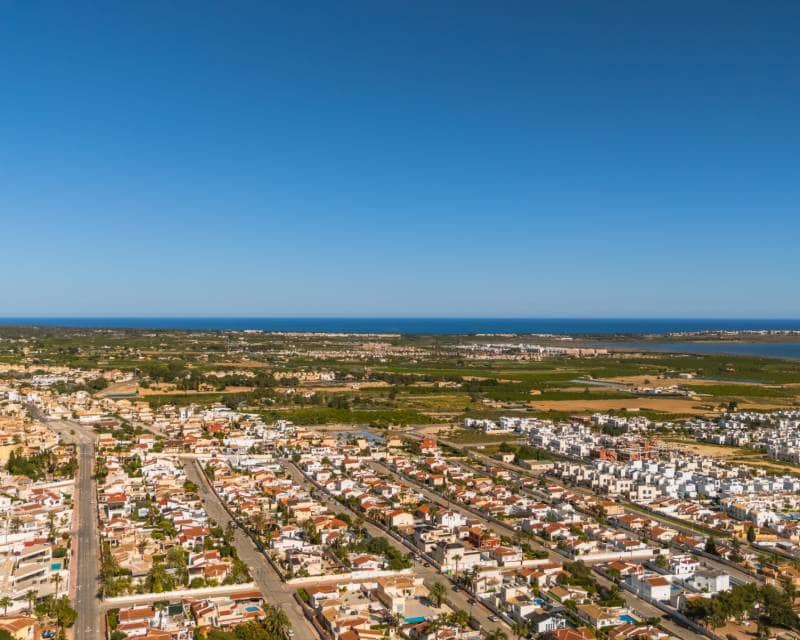 5 sypialnia Willa na sprzedaż w Ciudad Quesada z basenem garażem - 590 000 € (Ref: 9941218)