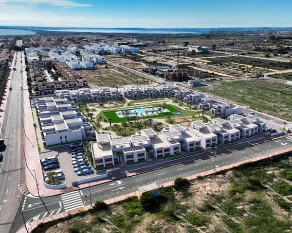 2 soveværelse Byhus til salg i Ciudad Quesada, Rojales med swimmingpool - € 373.000 (Ref: 9941219)