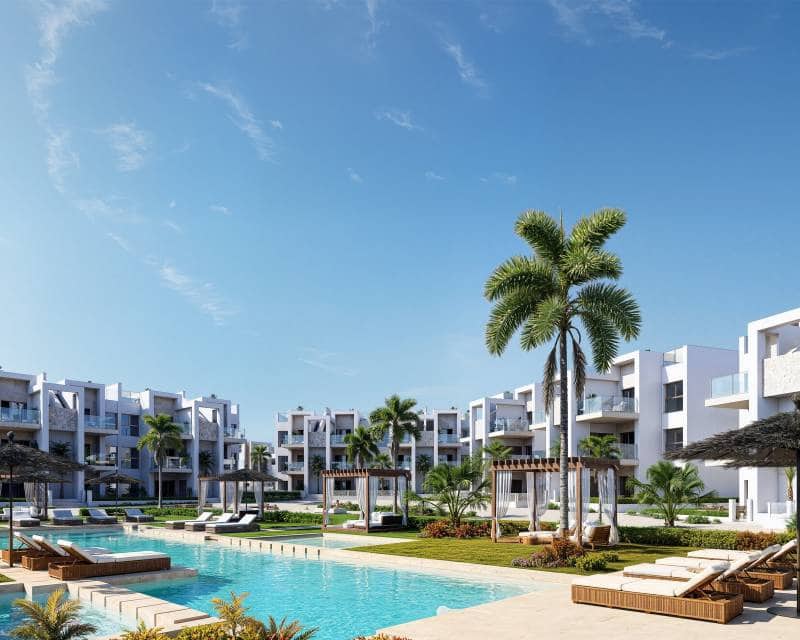 2 bedroom Apartment for sale in Los Alcazares with pool - € 309,000 (Ref: 9941479)