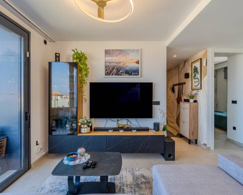 3 soverom Penthouse til salgs i Guardamar del Segura - € 620 000 (Ref: 9944732)