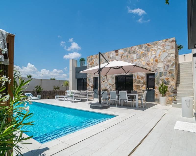 3 slaapkamer Villa te koop in Algorfa met zwembad garage - € 600.000 (Ref: 9946058)