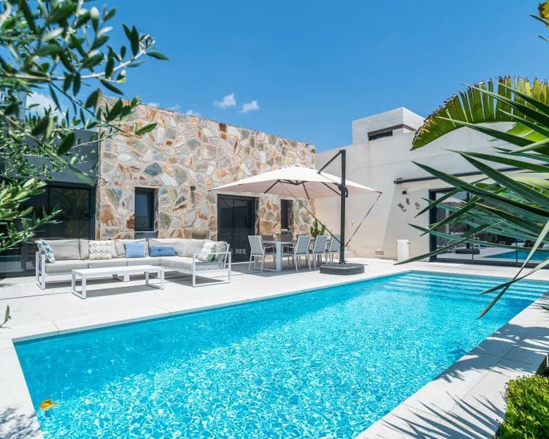 3 slaapkamer Villa te koop in Algorfa met zwembad garage - € 600.000 (Ref: 9946058)