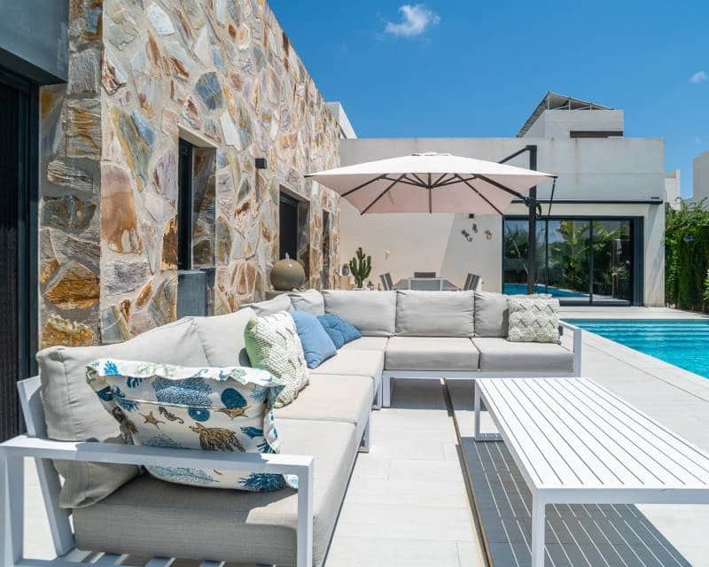 3 slaapkamer Villa te koop in Algorfa met zwembad garage - € 600.000 (Ref: 9946058)