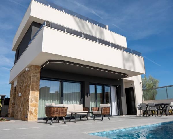 3 soveværelse Villa til salg i Ciudad Quesada, Rojales - € 649.000 (Ref: 9946060)
