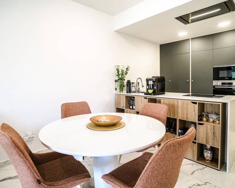 2 Zimmer Apartment zu verkaufen in Playa Flamenca mit Pool Garage - 350.000 € (Ref: 9946355)