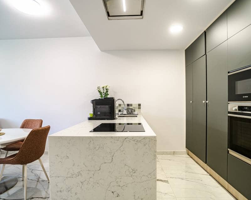 2 Zimmer Apartment zu verkaufen in Playa Flamenca mit Pool Garage - 350.000 € (Ref: 9946355)