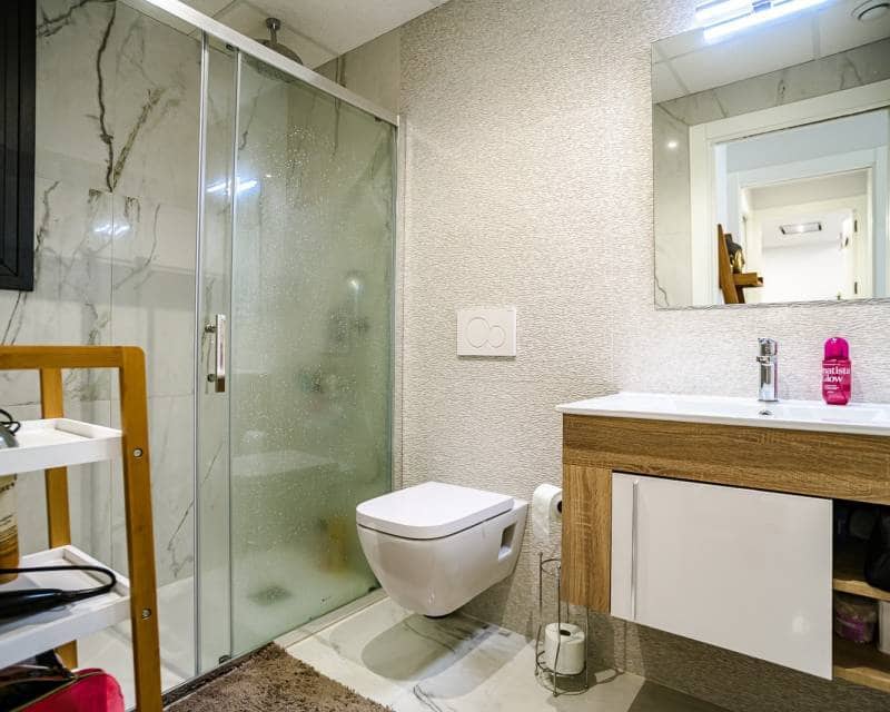 2 Zimmer Apartment zu verkaufen in Playa Flamenca mit Pool Garage - 350.000 € (Ref: 9946355)