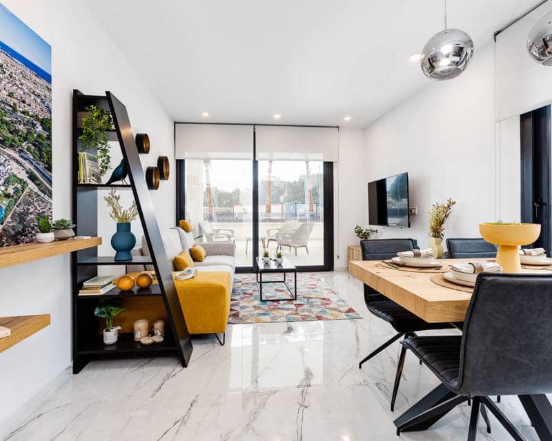 2 sypialnia Dom na sprzedaż w Ciudad Quesada z basenem - 369 000 € (Ref: 9946356)