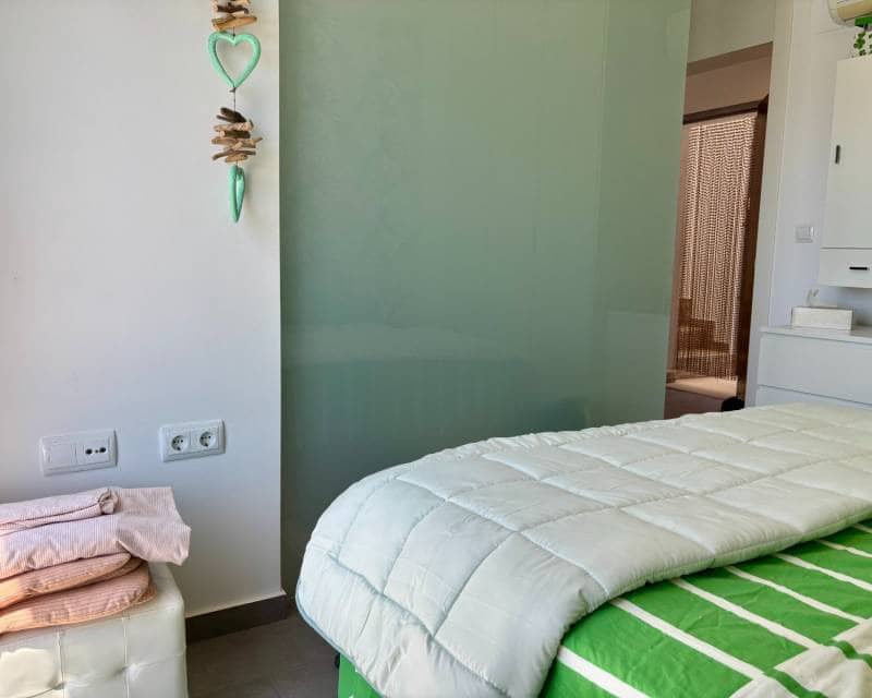 2 bedroom Penthouse for sale in Algorfa with pool garage - € 279,000 (Ref: 9946805)