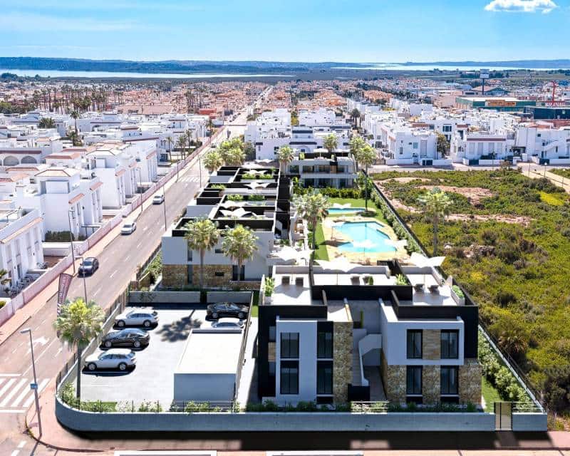 2 slaapkamer Huis te koop in Ciudad Quesada met zwembad - € 314.000 (Ref: 9953113)