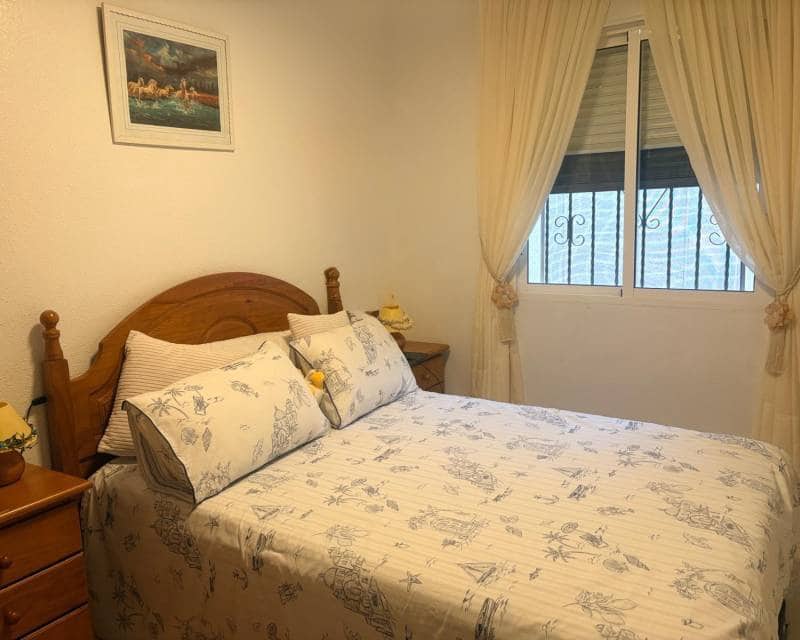 3 bedroom Apartment for sale in Villamartin with pool garage - € 175,000 (Ref: 9953114)