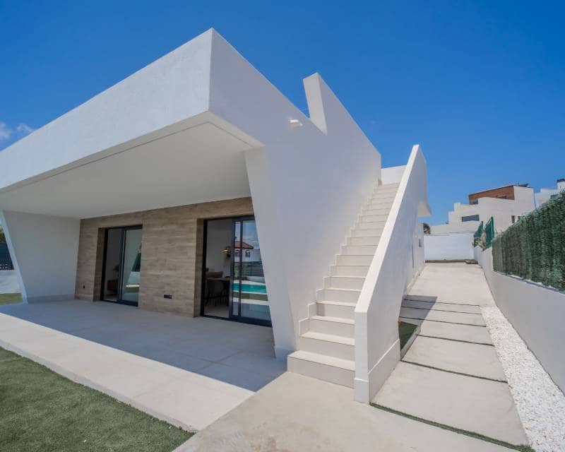 3 chambre Villa/Maison à vendre à Ciudad Quesada avec garage - 690 000 € (Ref: 9953289)