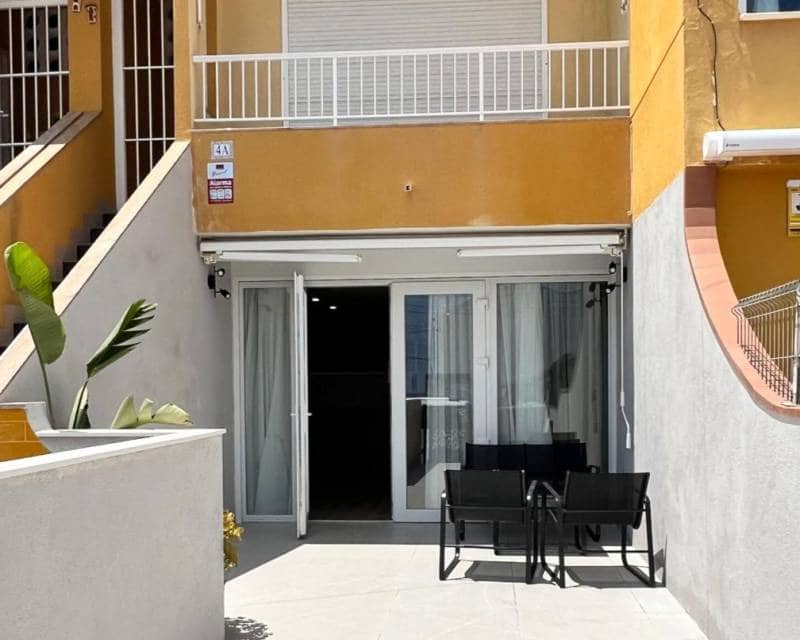 2 chambre Maison de Ville à vendre à Torrevieja - 265 000 € (Ref: 9953290)