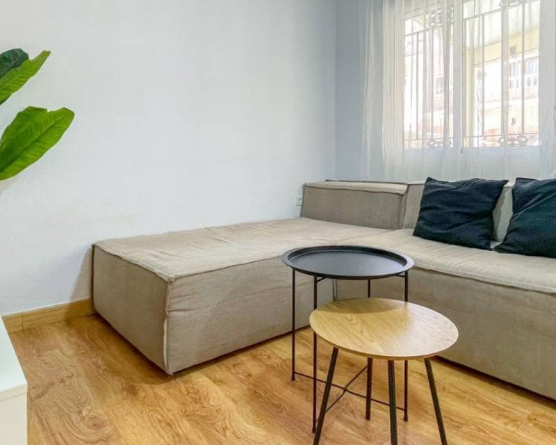 3 soveværelse Rækkehus til salg i Playa Flamenca med swimmingpool garage - € 285.000 (Ref: 9956264)