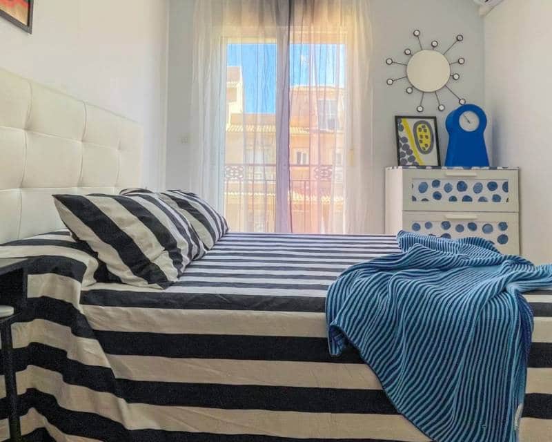3 soveværelse Rækkehus til salg i Playa Flamenca med swimmingpool garage - € 285.000 (Ref: 9956264)