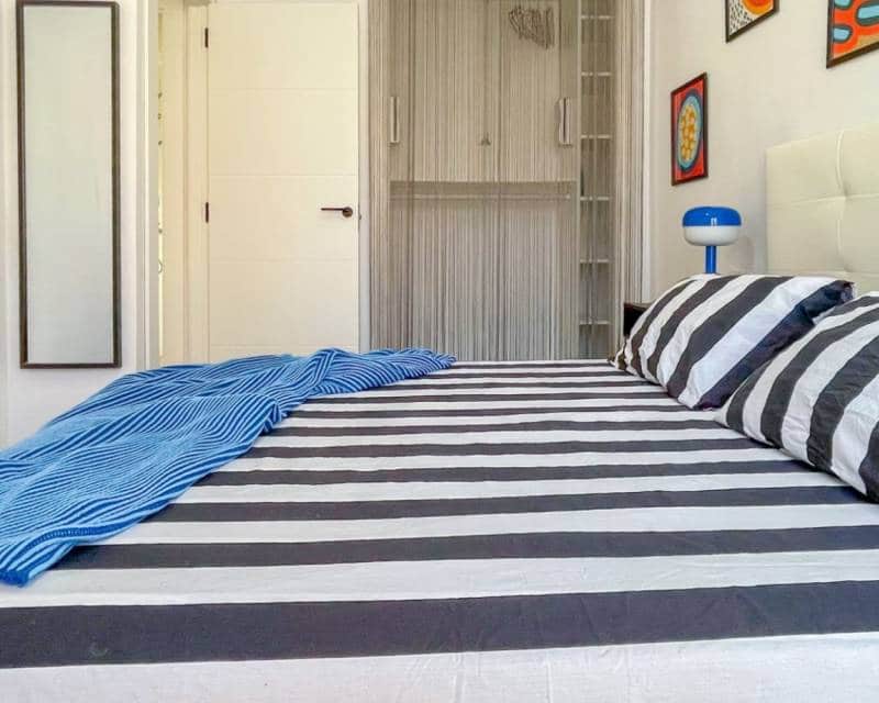 3 soveværelse Rækkehus til salg i Playa Flamenca med swimmingpool garage - € 285.000 (Ref: 9956264)