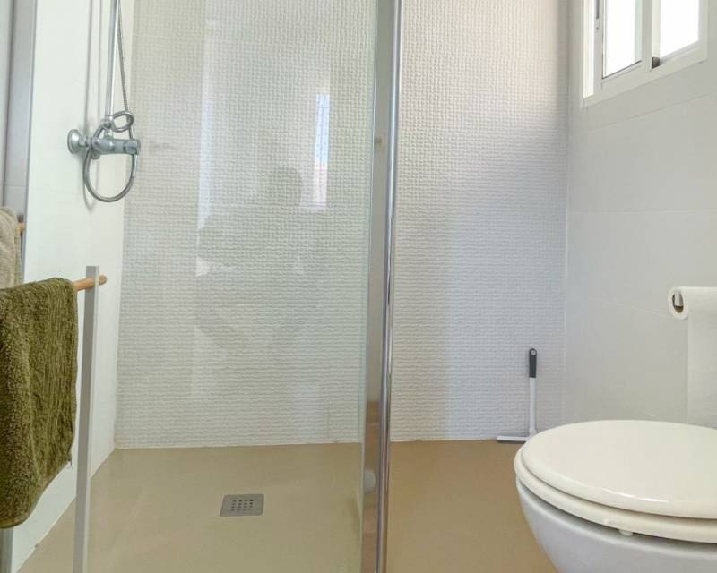 3 soveværelse Rækkehus til salg i Playa Flamenca med swimmingpool garage - € 285.000 (Ref: 9956264)