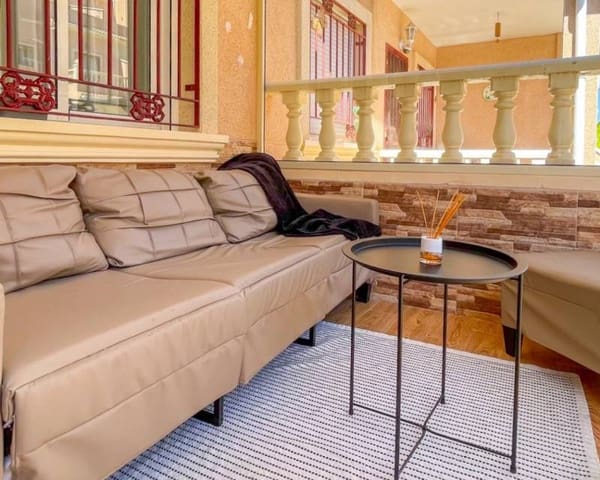 3 soveværelse Rækkehus til salg i Playa Flamenca, Orihuela med swimmingpool garage - € 285.000 (Ref: 9956264)