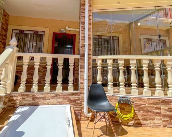3 soveværelse Rækkehus til salg i Playa Flamenca, Orihuela med swimmingpool garage - € 285.000 (Ref: 9956264)