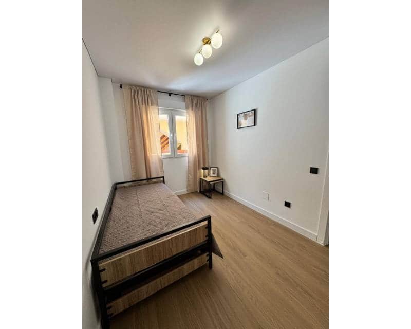 Garage à vendre à Pilar de la Horadada - 204 900 € (Ref: 9956356)