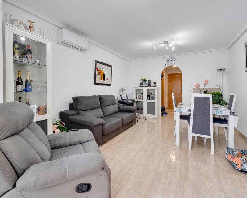 2 soveværelse Lejlighed til salg i Torrevieja med swimmingpool garage - € 189.000 (Ref: 9958444)