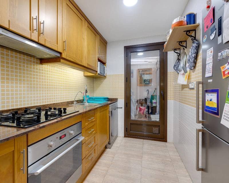 2 soveværelse Lejlighed til salg i Torrevieja med swimmingpool garage - € 189.000 (Ref: 9958444)