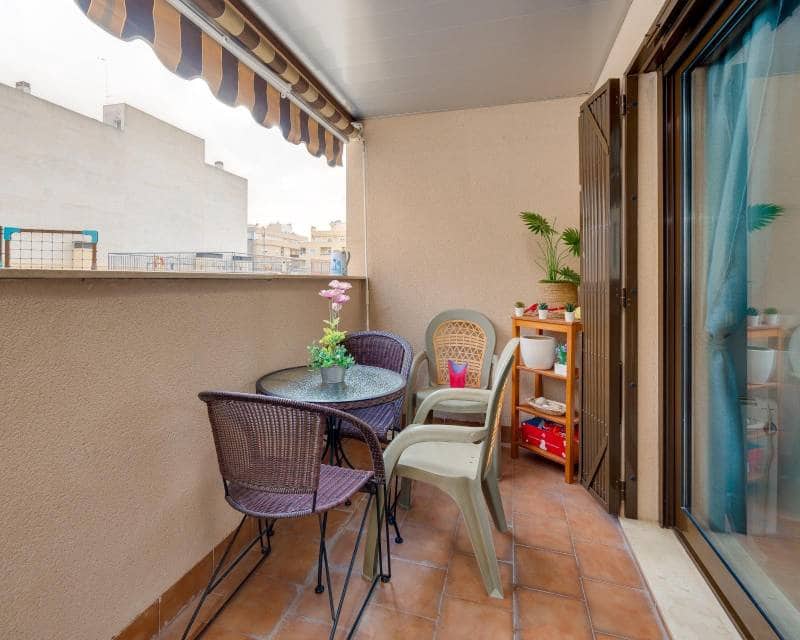 2 soveværelse Lejlighed til salg i Torrevieja med swimmingpool garage - € 189.000 (Ref: 9958444)