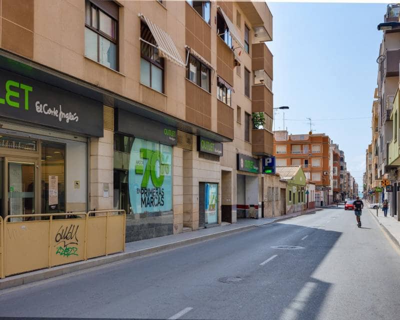 2 soveværelse Lejlighed til salg i Torrevieja med swimmingpool garage - € 189.000 (Ref: 9958444)