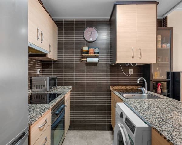 2 quarto Apartamento para venda em Carolinas Bajas, Alicante cidade - 189 000 € (Ref: 9958445)