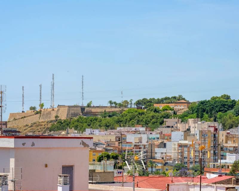 2 quarto Apartamento para venda em Alicante cidade - 189 000 € (Ref: 9958445)