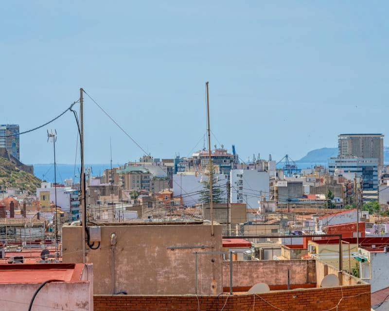 2 quarto Apartamento para venda em Alicante cidade - 189 000 € (Ref: 9958445)