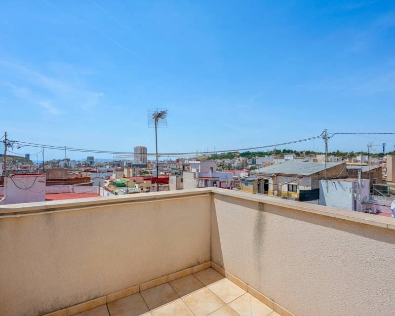 2 quarto Apartamento para venda em Alicante cidade - 189 000 € (Ref: 9958445)