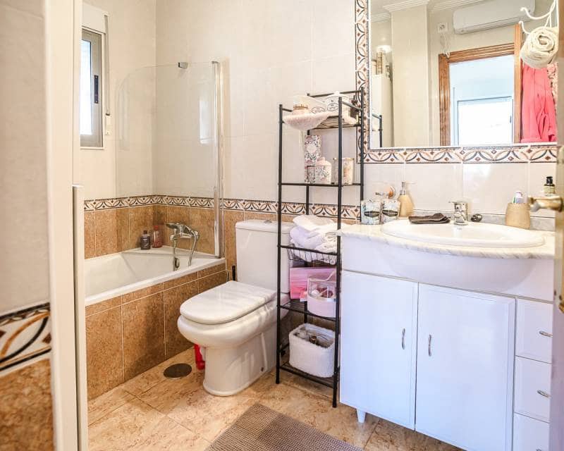 3 soveværelse Villa til salg i El Raso med swimmingpool - € 299.500 (Ref: 9958574)
