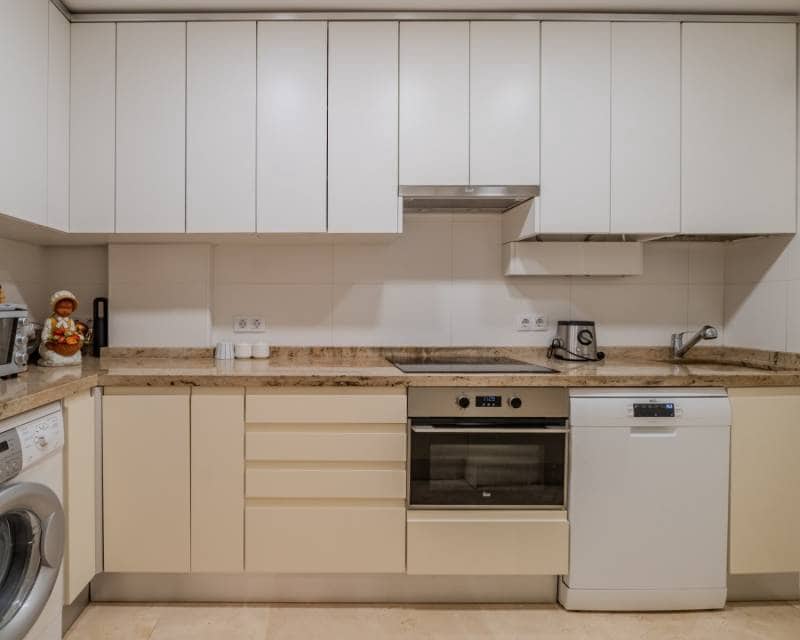 2 Zimmer Apartment zu verkaufen in Finestrat mit Pool Garage - 330.000 € (Ref: 9965828)