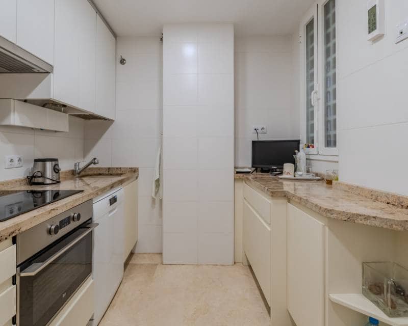 2 Zimmer Apartment zu verkaufen in Finestrat mit Pool Garage - 330.000 € (Ref: 9965828)