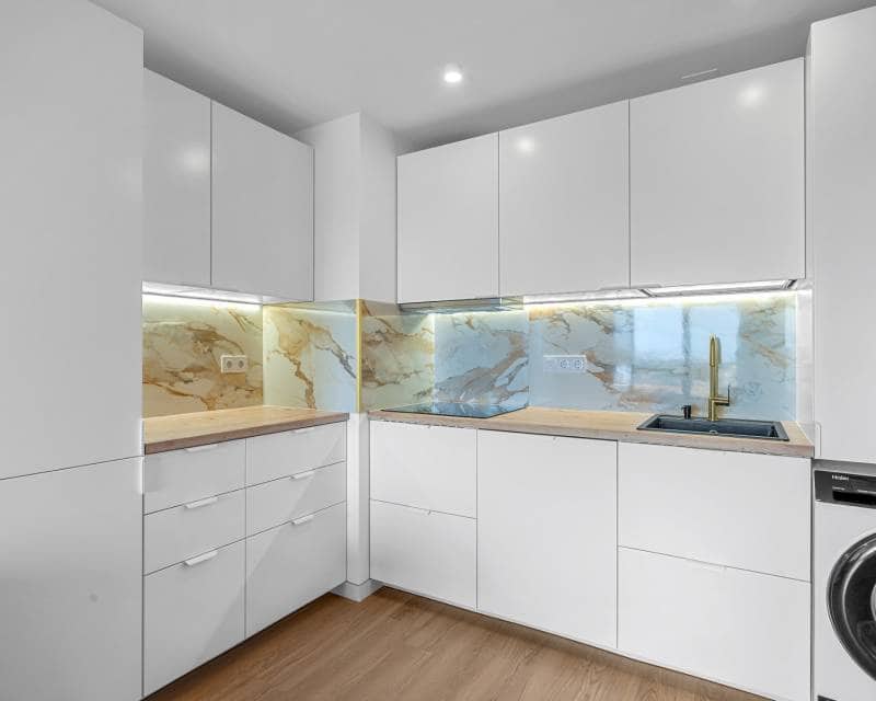 2 sypialnia Apartament na sprzedaż w Punta Prima z basenem garażem - 225 000 € (Ref: 9968869)