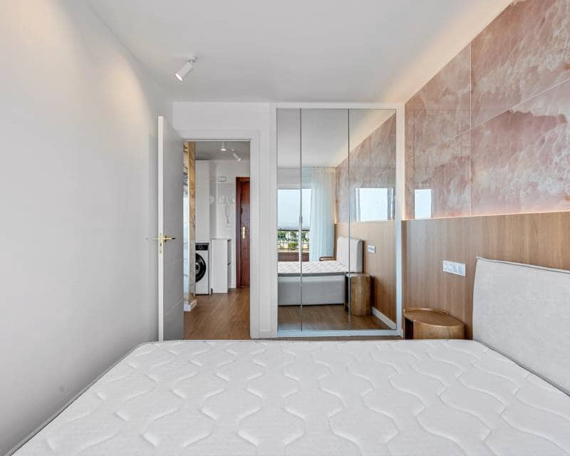 2 sypialnia Apartament na sprzedaż w Punta Prima z basenem garażem - 225 000 € (Ref: 9968869)