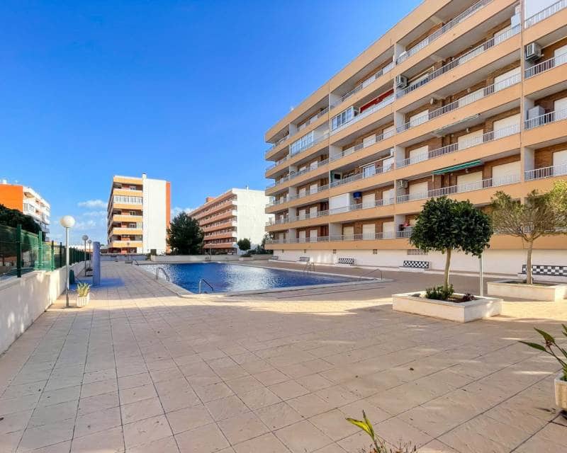 2 sypialnia Apartament na sprzedaż w Punta Prima z basenem garażem - 225 000 € (Ref: 9968869)