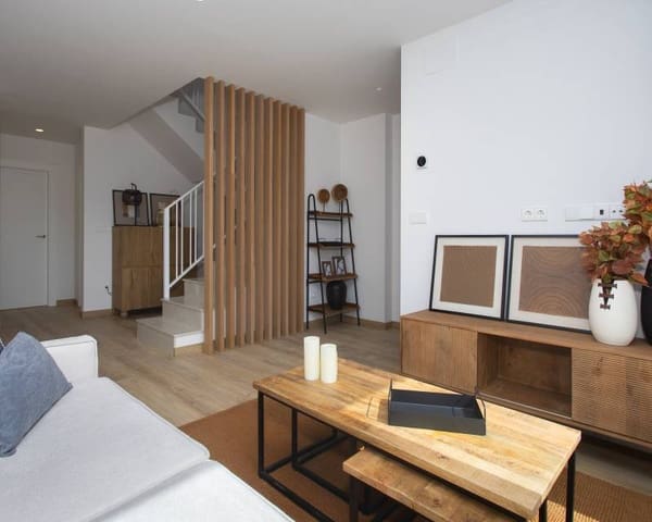 3 sovrum Semi-fristående Villa till salu i Monforte del Cid med pool - 365 000 € (Ref: 9970882)