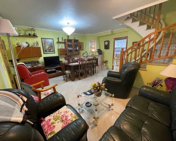 5 slaapkamer Rijtjeshuis te koop in Las Viñas, Guardamar del Segura met zwembad garage - € 435.000 (Ref: 9970883)