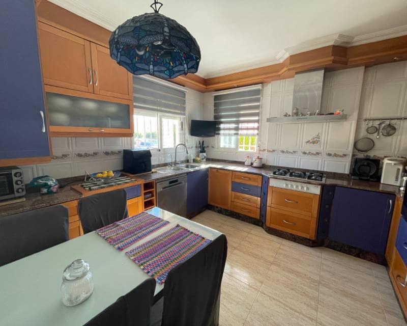 4 soveværelse Rækkehus til salg i El Moncayo med swimmingpool garage - € 410.000 (Ref: 9971618)