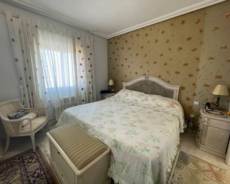4 soveværelse Rækkehus til salg i El Moncayo med swimmingpool garage - € 410.000 (Ref: 9971618)