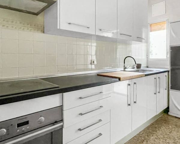 Apartamento de 4 habitaciones en Las Viñas, Guardamar del Segura en venta con garaje - 195.000 € (Ref: 9971622)