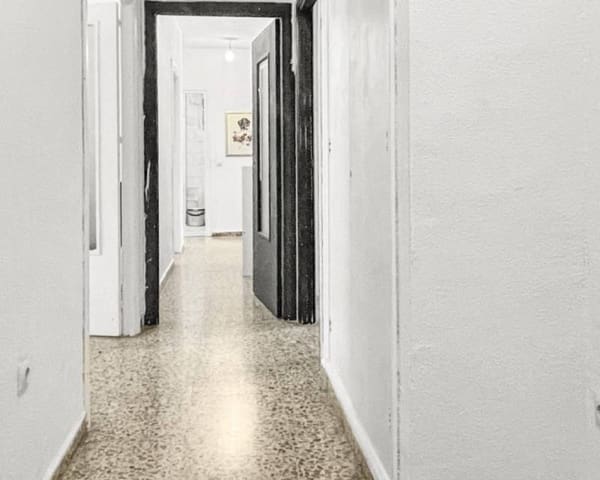 Apartamento de 4 habitaciones en Las Viñas, Guardamar del Segura en venta con garaje - 195.000 € (Ref: 9971622)